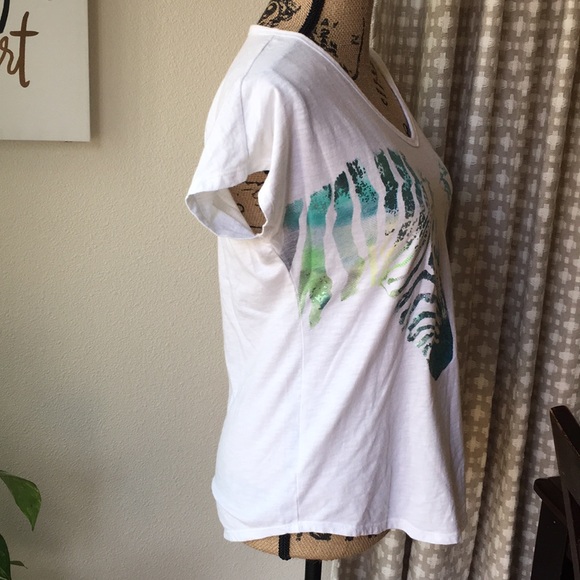 Sonoma Ladies Medium  Zebra Pattern Blouse - Picture 2 of 6